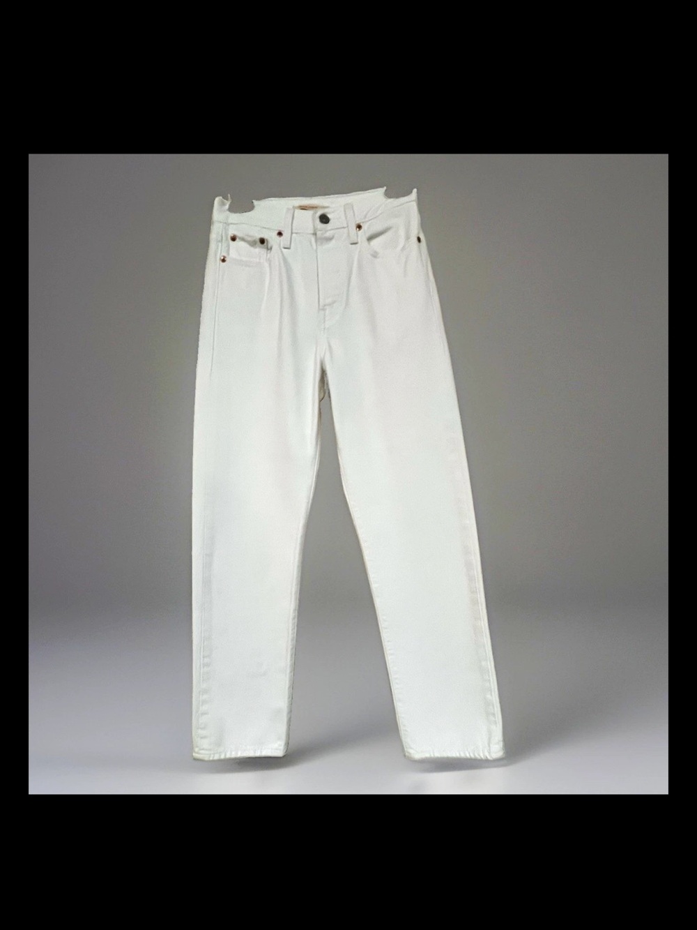 NWOT Levi’s Premium Wedgie Straight White High Rise Jeans Size 25